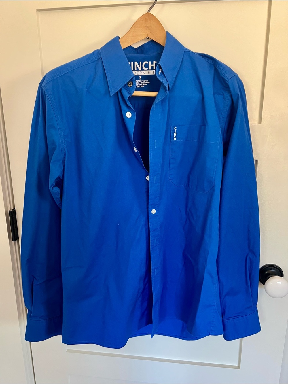 Cinch Men's Button-Down Shirt in Royal Blue